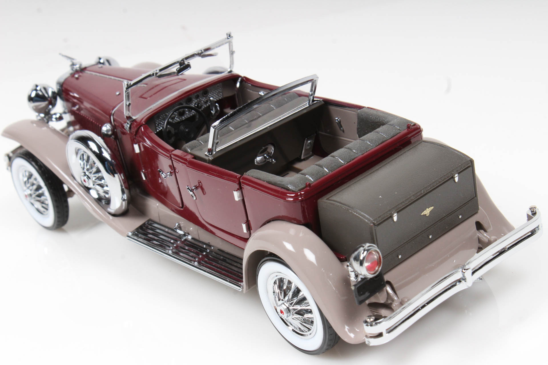 Franklin Mint 1930 Duesenberg Touring Model J Die Cast Car