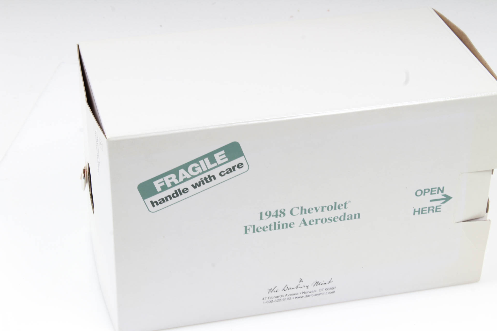 Danbury Mint 1948 Chevrolet Fleetline Aerosedan Die Cast Car