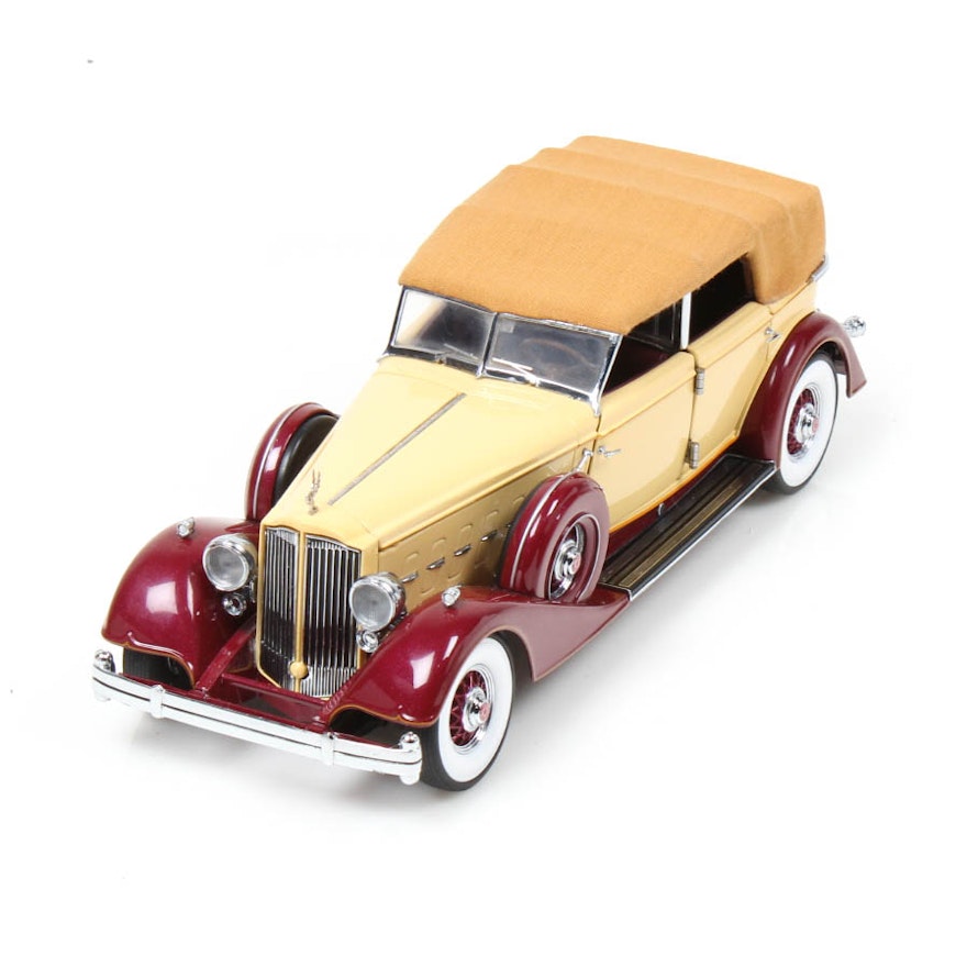 Franklin Mint 1934 Packard Convertible Sedan Die Cast Car
