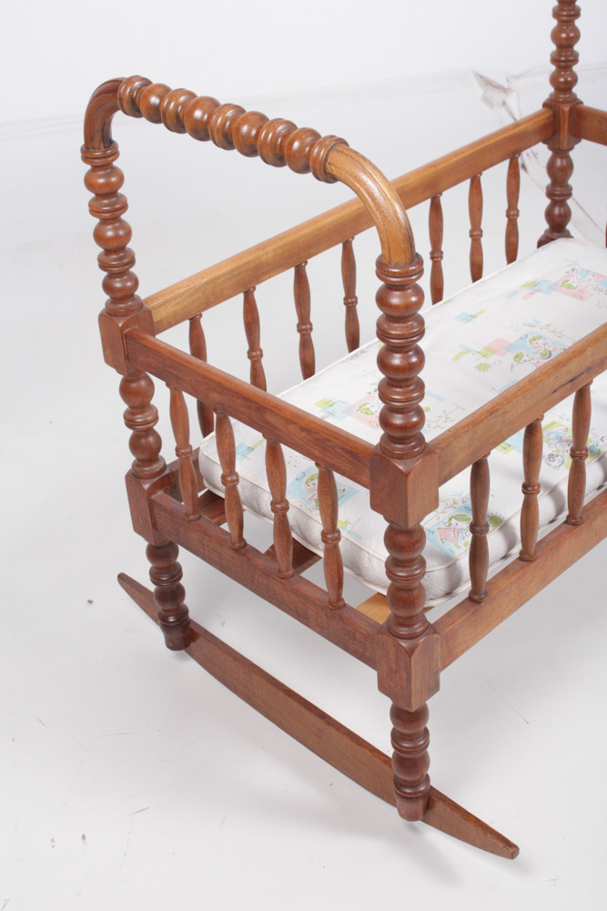 Vintage Jenny Lind Style Cradle