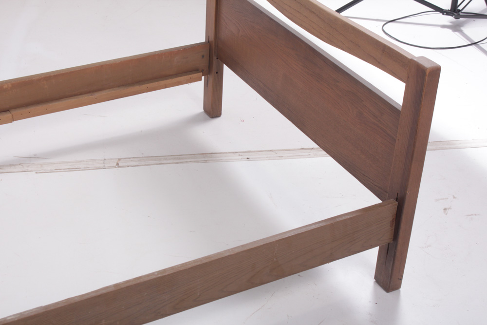 Twin Paneled Oak Bed