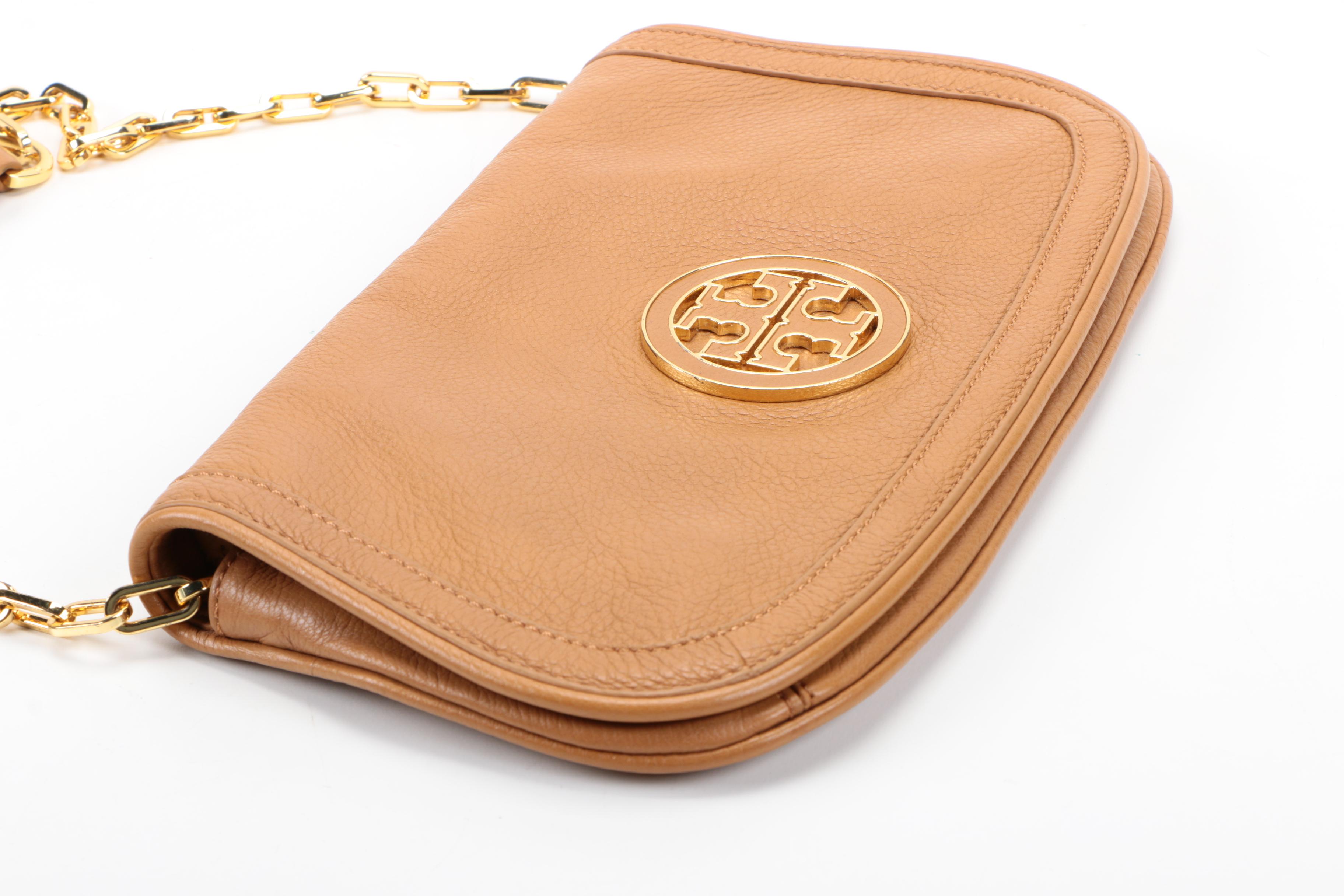 Tory Burch Amanda Logo Clutch