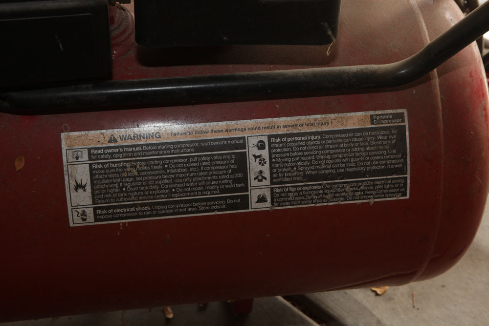 Craftsmith 4HP 25 Gallon Air Compressor