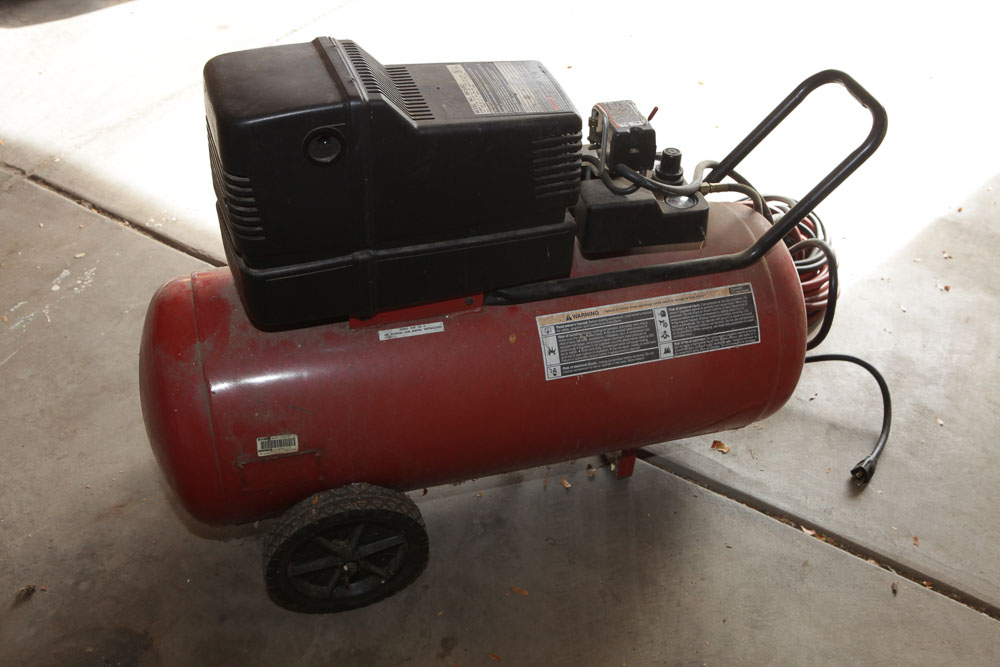 Craftsmith 4HP 25 Gallon Air Compressor