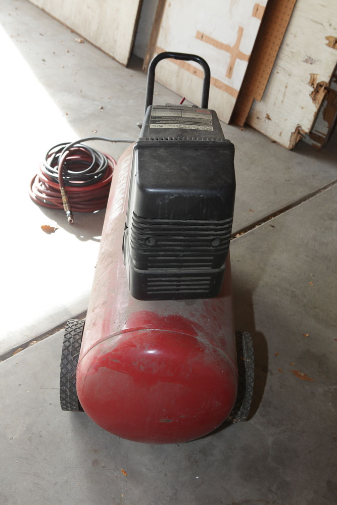 Craftsmith 4HP 25 Gallon Air Compressor