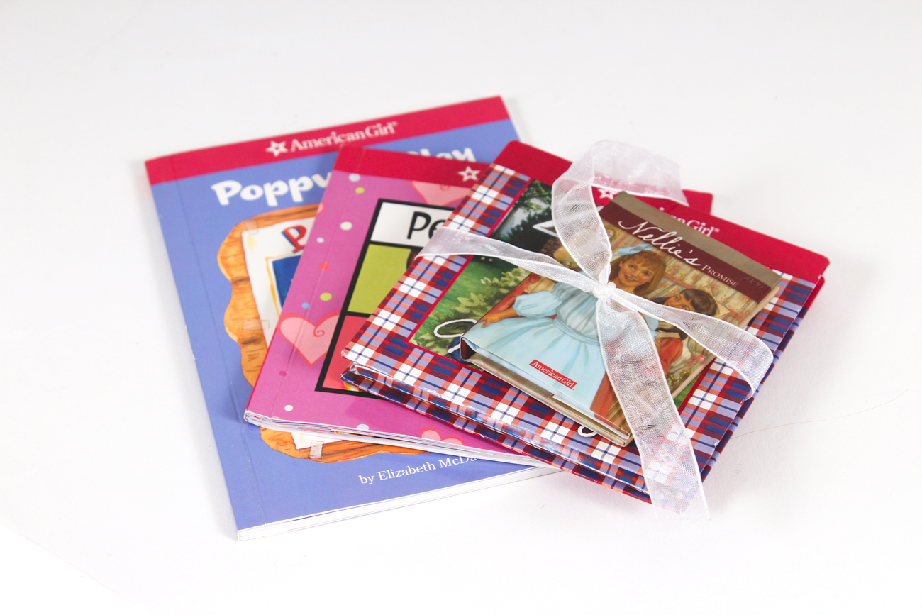 American Girl Doll "Mia" with Doll Clothing Collection