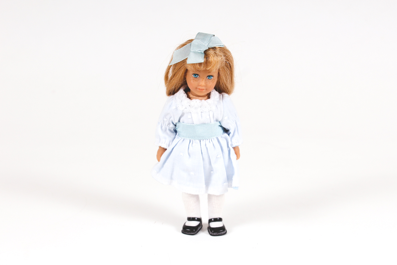American Girl Doll "Mia" with Doll Clothing Collection