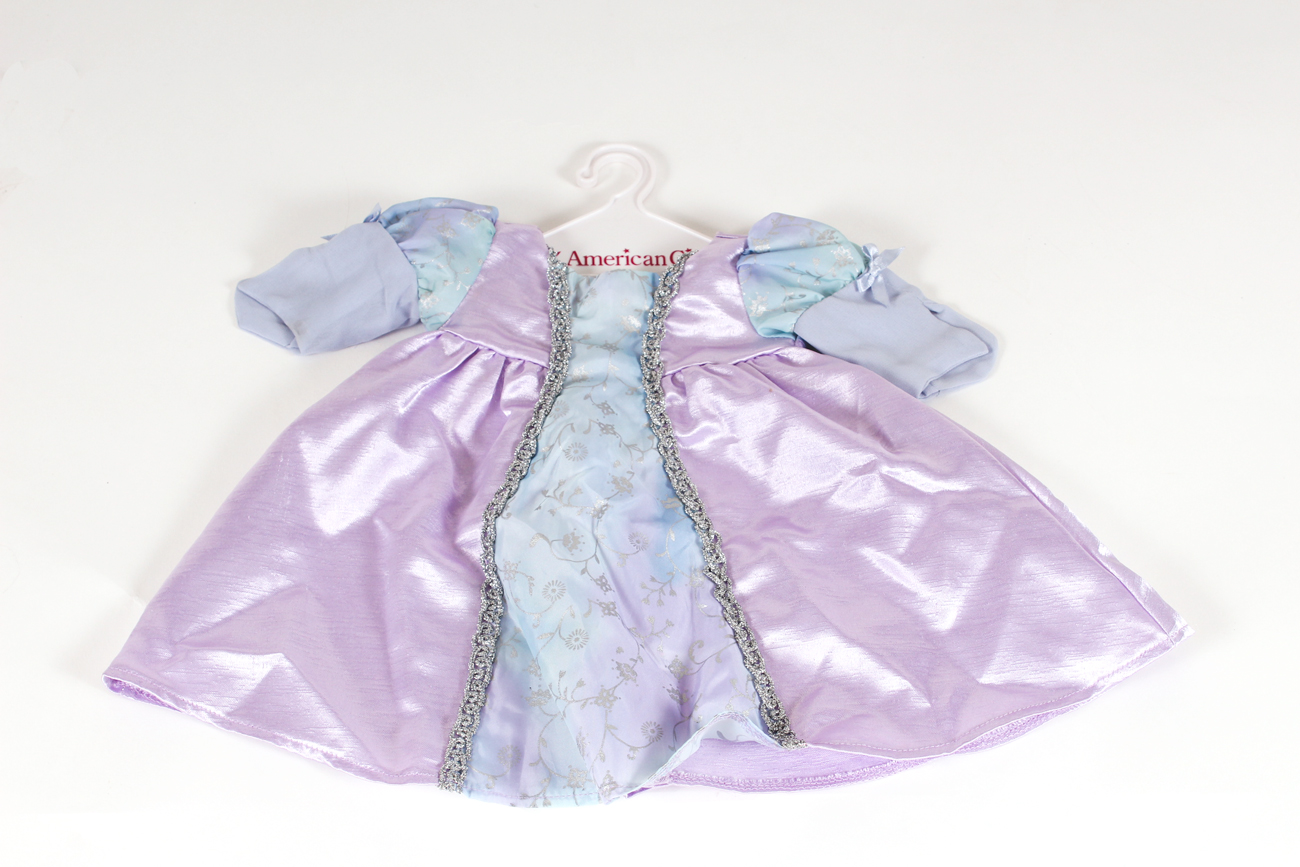 American Girl Doll "Mia" with Doll Clothing Collection