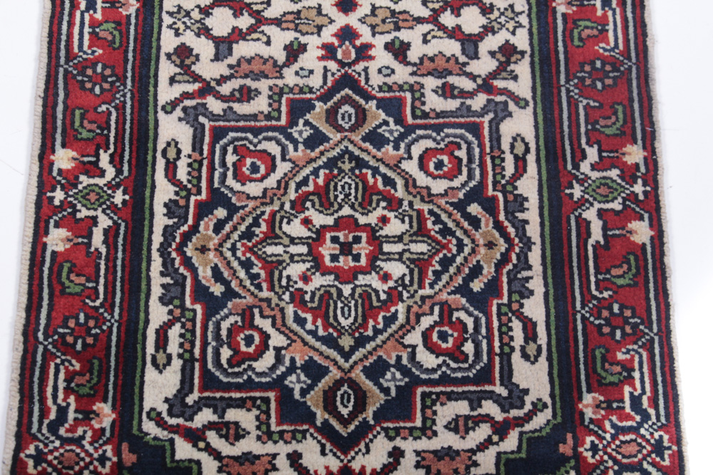 Hand-Knotted Bakhshayesh Heriz Runner