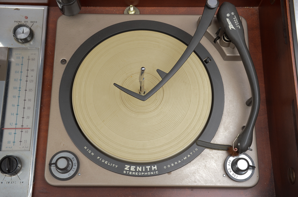 Zenith FM-AM Tuner Stereophonic Console