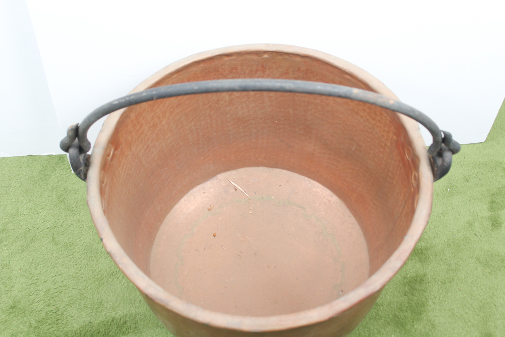 Vintage Hammered Copper Cauldron by D. Picking & Co.
