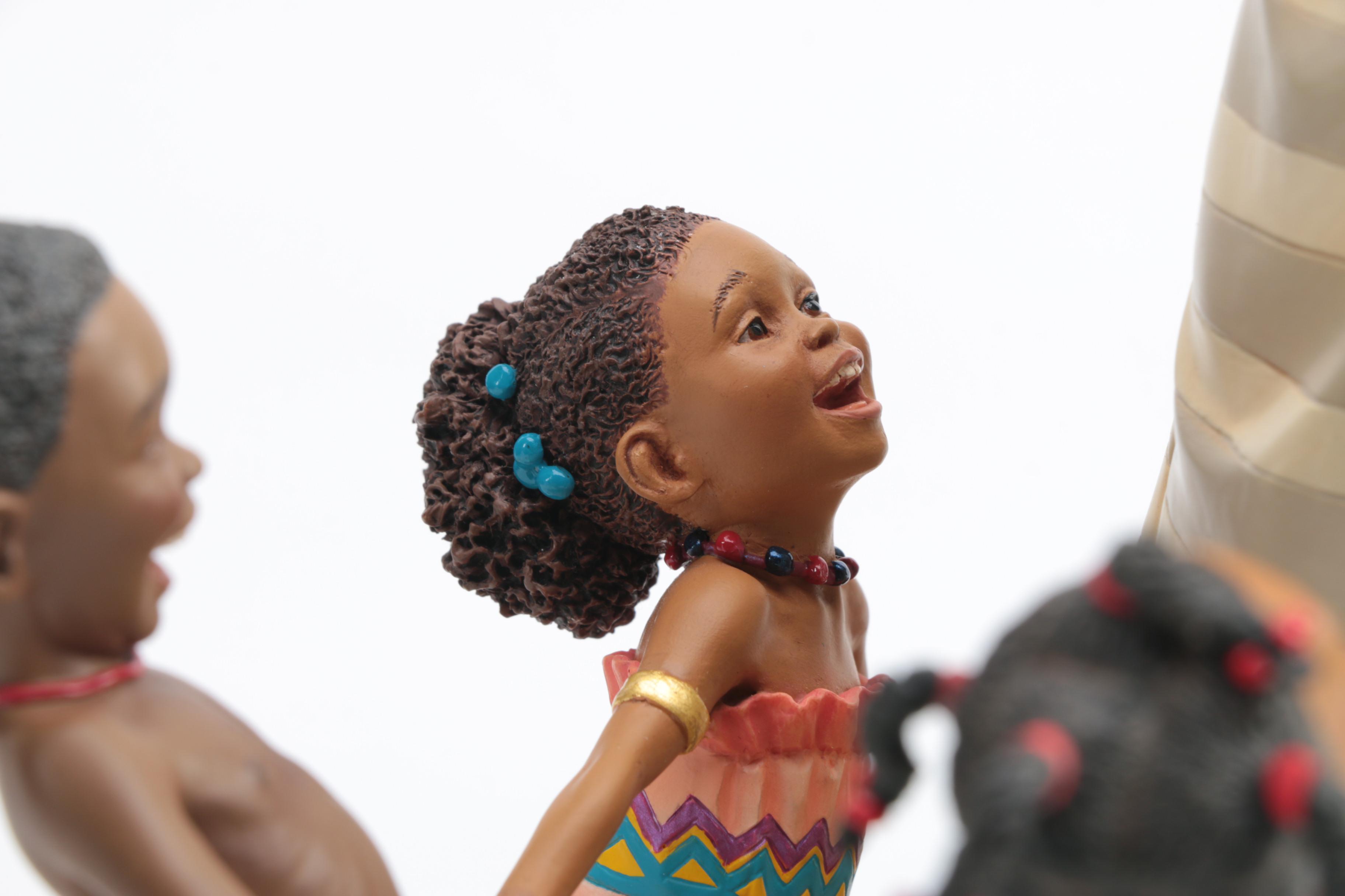 Thomas Blackshear Figurines