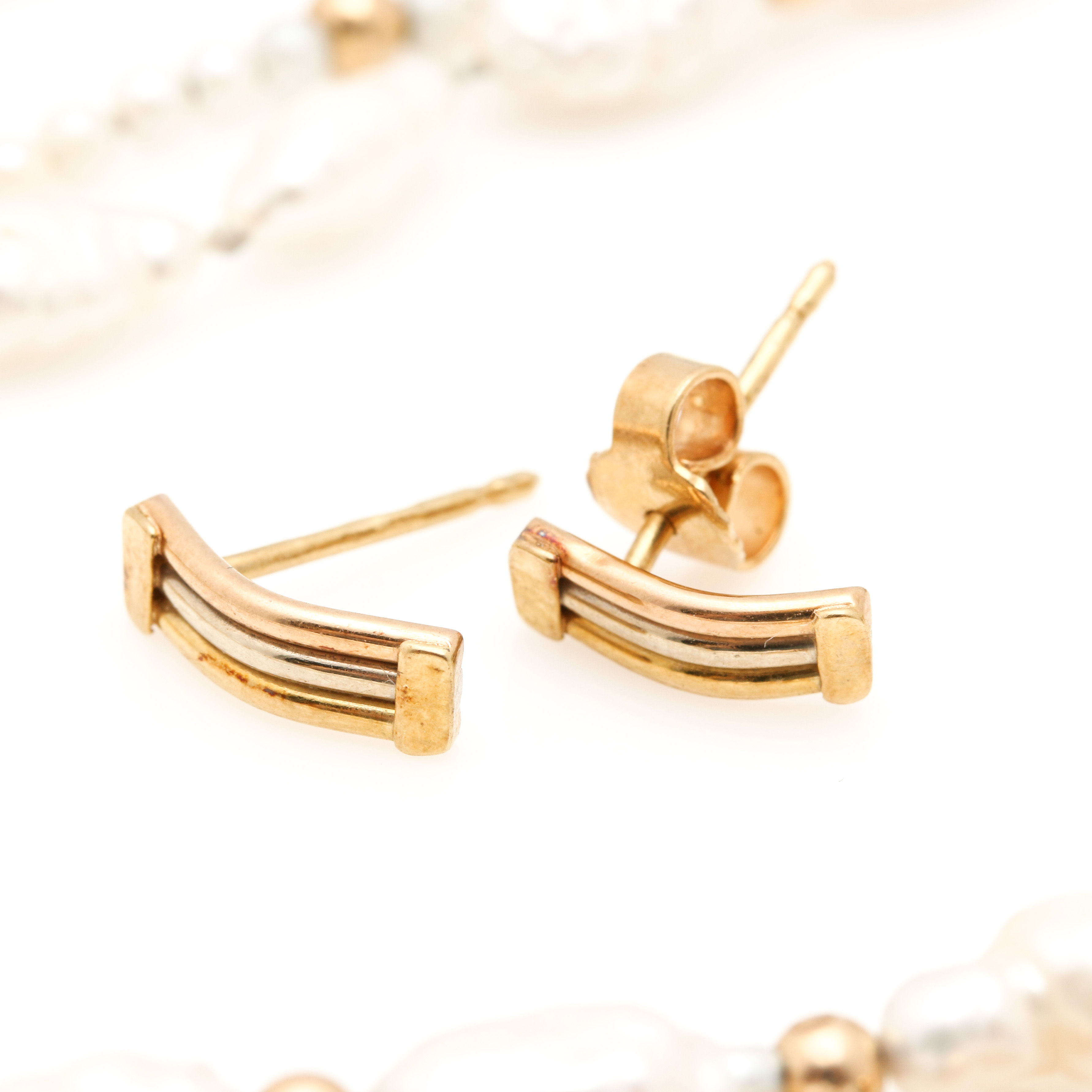 Assortment of 14K and 18K Yellow Gold Necklaces and Earrings