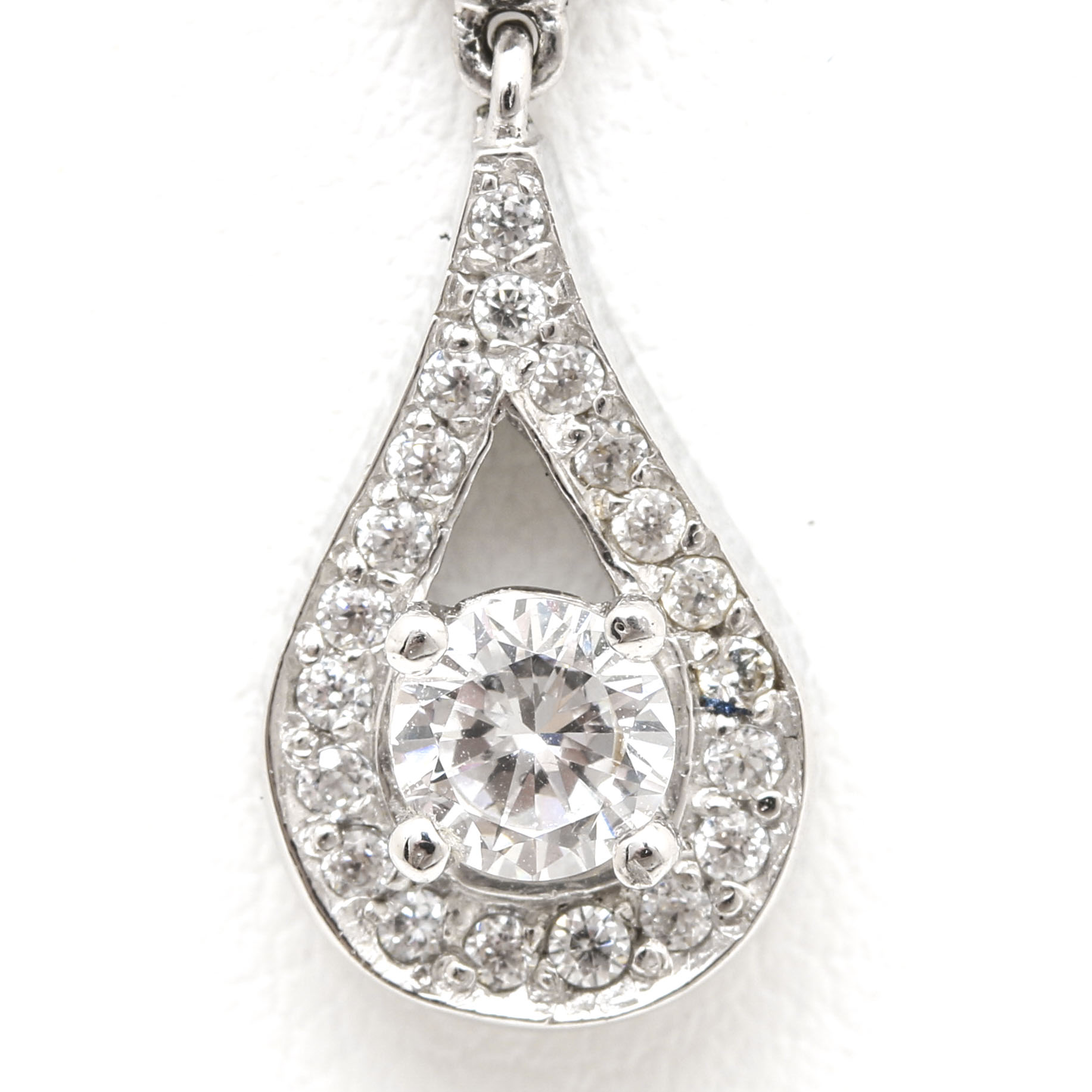 14K White Gold Cubic Zirconia Chain Link Pendant Necklace