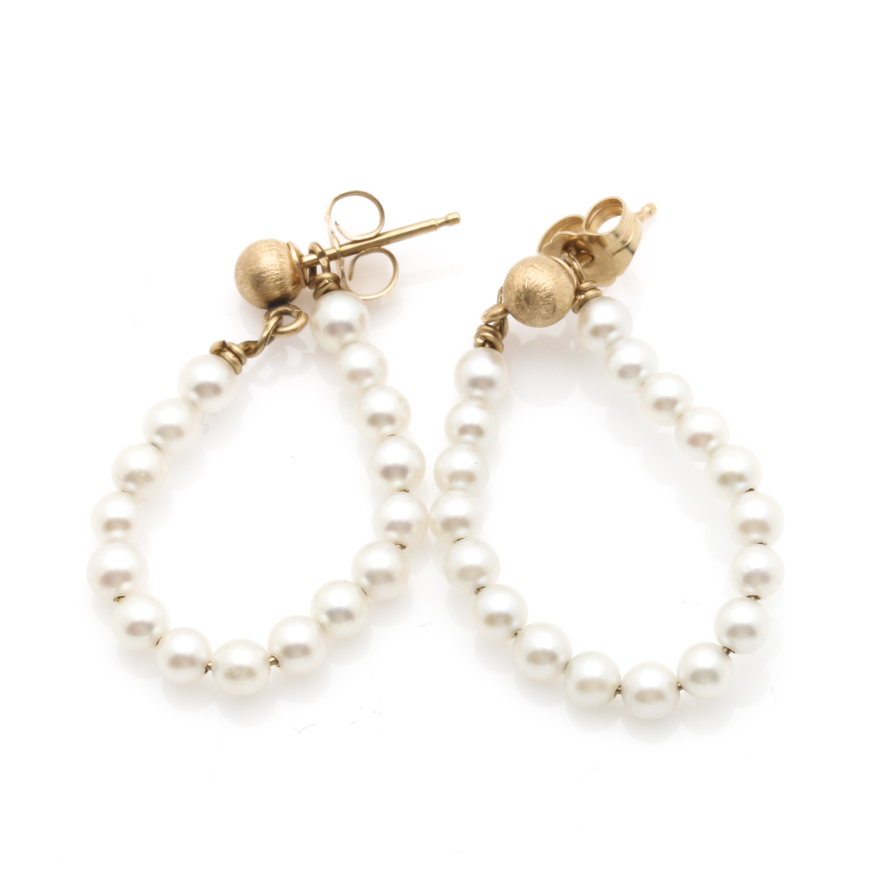 14K Yellow Gold Cameo and Cultured Pearl Earrings