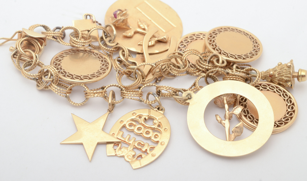 Vintage 14K Yellow Gold Charm Bracelet