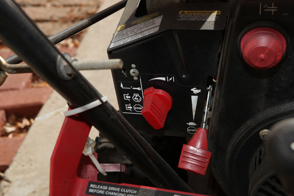 Yard Machines 10HP/24" Snowblower