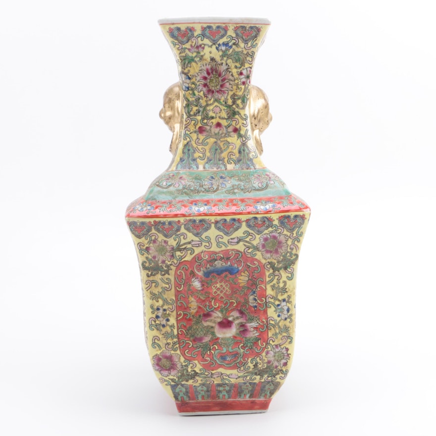 Chinese Ceramic Vase