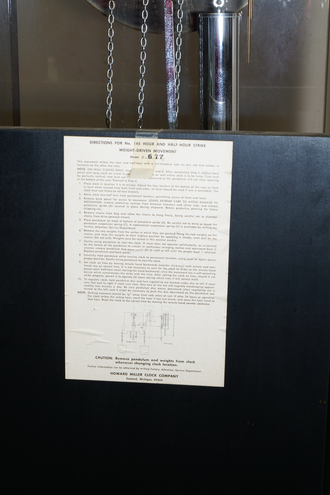 Mid Century Modern Arthur Umanoff for Howard Miller Clock