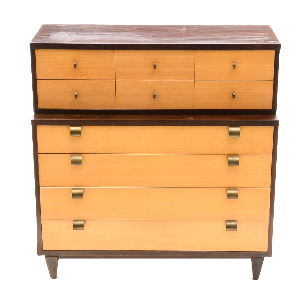 Mid Century Modern Chest of Drawers by American of Martinsville
