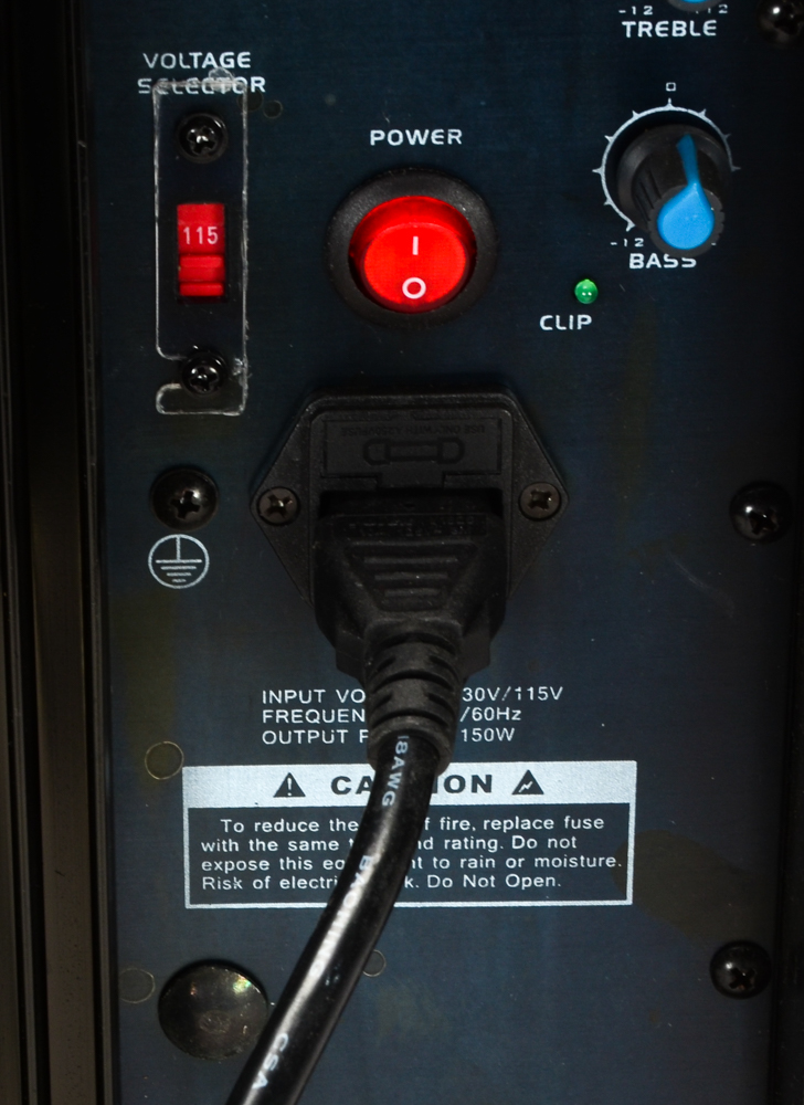 SHS Audio Powered Monitor Speakers