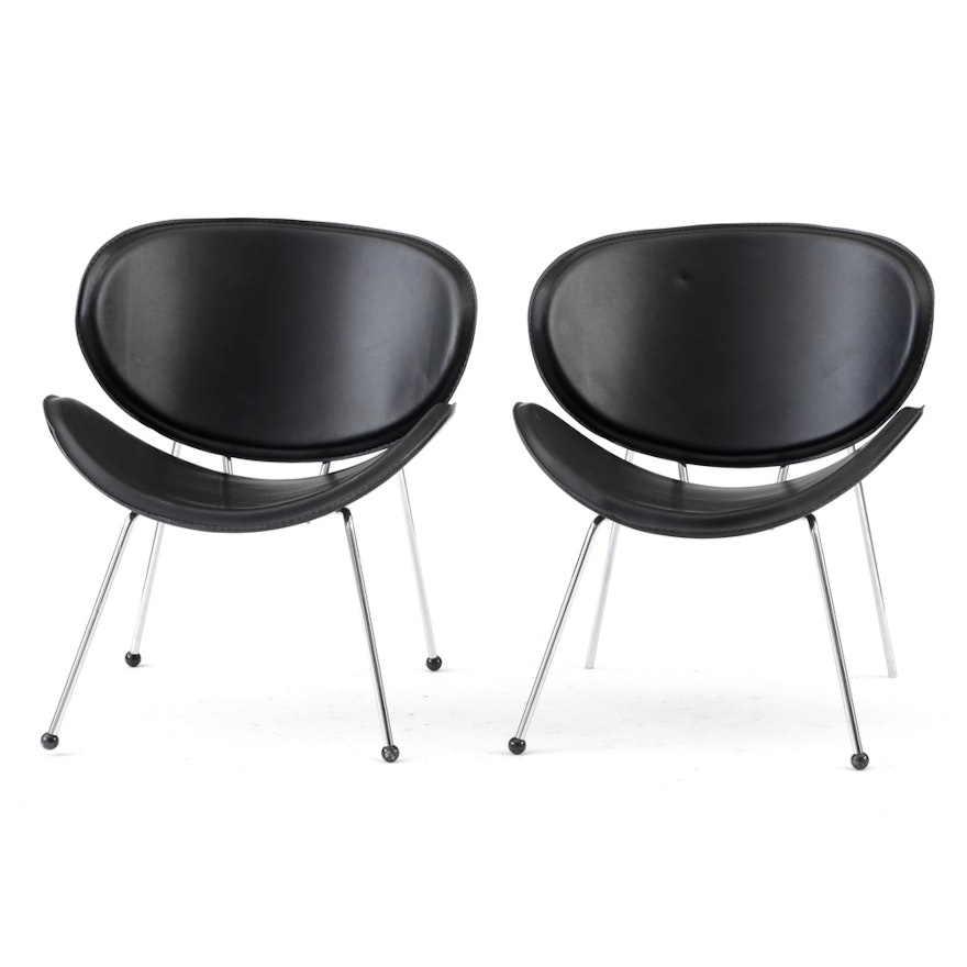 Pair of Zuo Modern Butterfly Chairs in Black