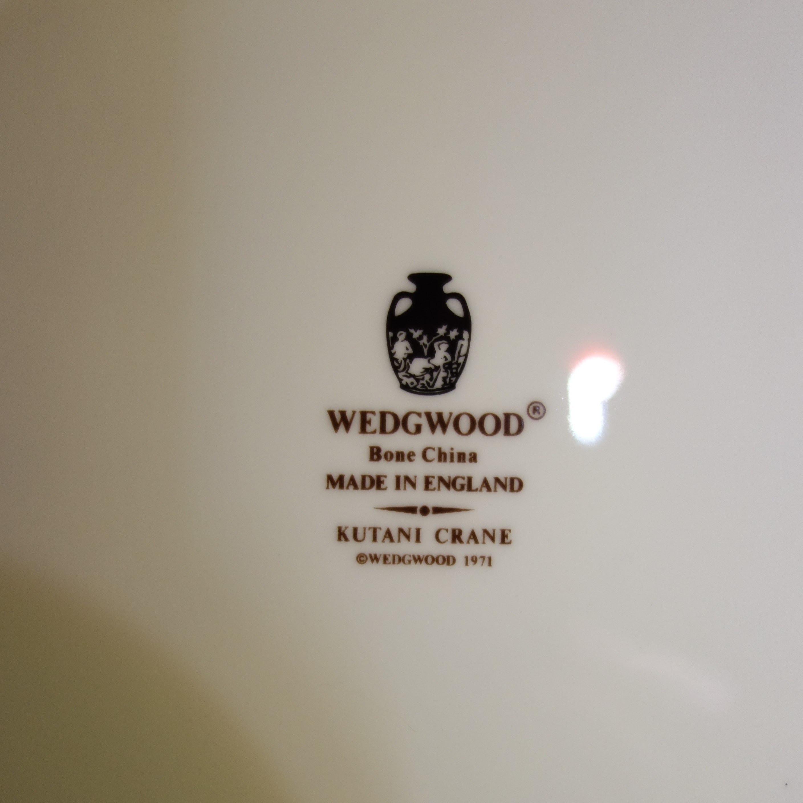 PRIORITY-Wedgwood "Kutani Crane" Bone China Set