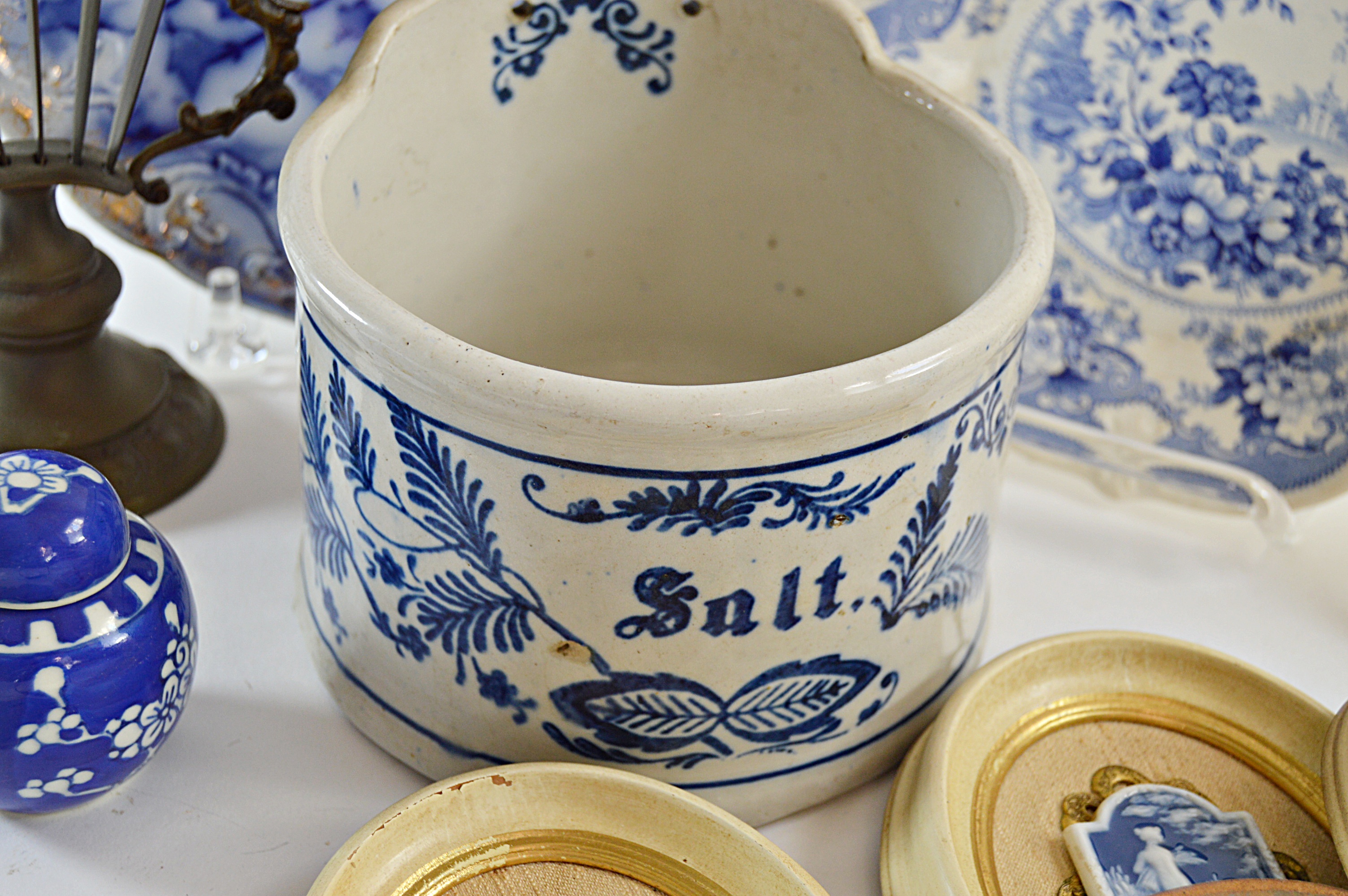 Porcelain, Ceramics and Collectibles with Delft and Limoges