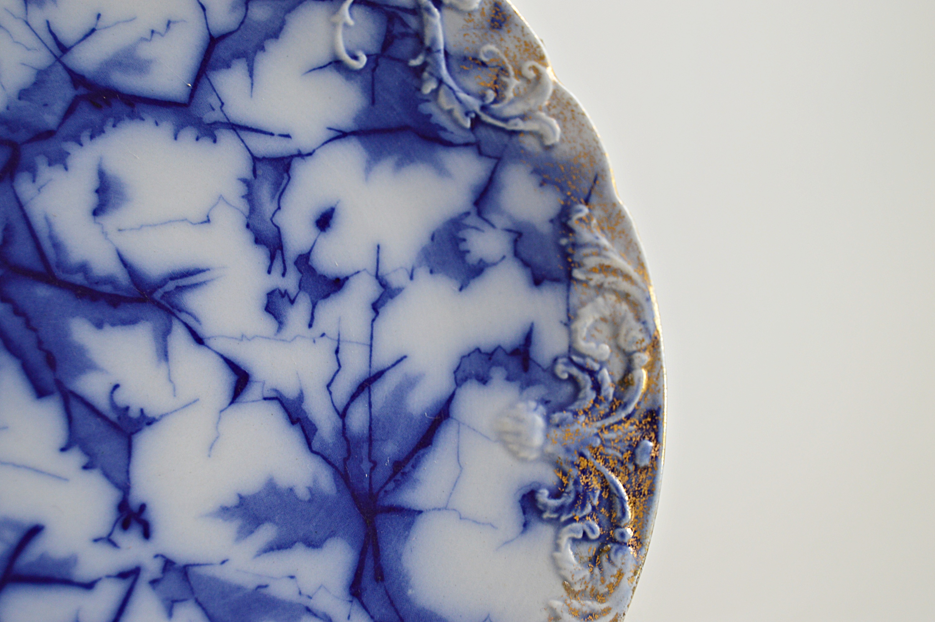 Porcelain, Ceramics and Collectibles with Delft and Limoges