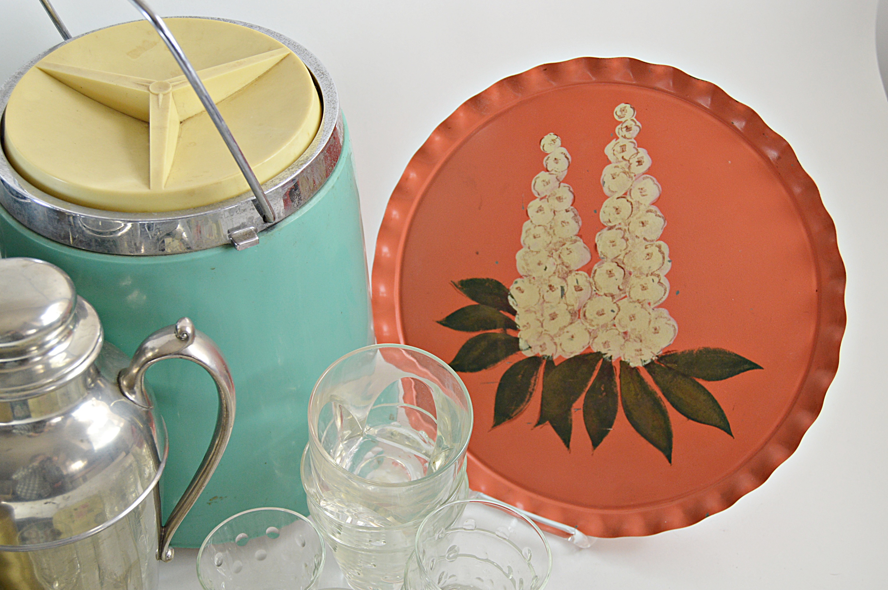 Mid Century Modern Kitchenalia