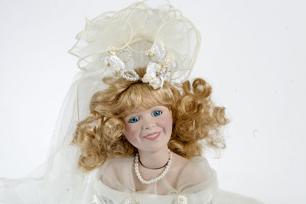 1993 Ashton-Drake Porcelain Bride Dolls