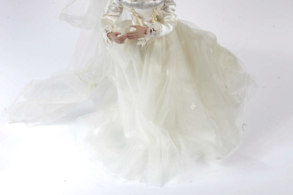 1993 Ashton-Drake Porcelain Bride Dolls