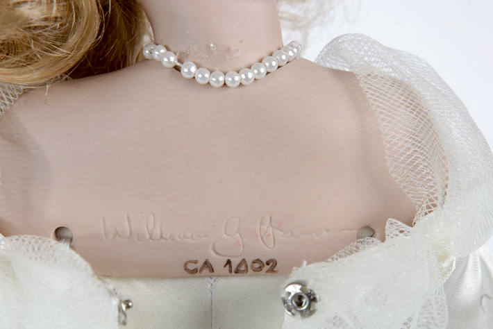 1993 Ashton-Drake Porcelain Bride Dolls