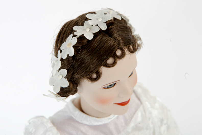 1993 Ashton-Drake Porcelain Bride Dolls