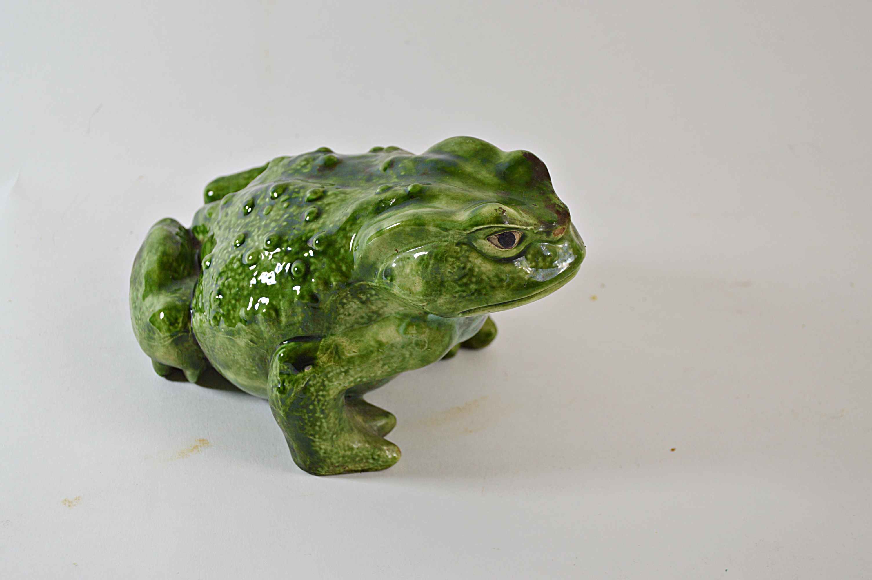 Vintage Art Pottery Garden Bullfrog