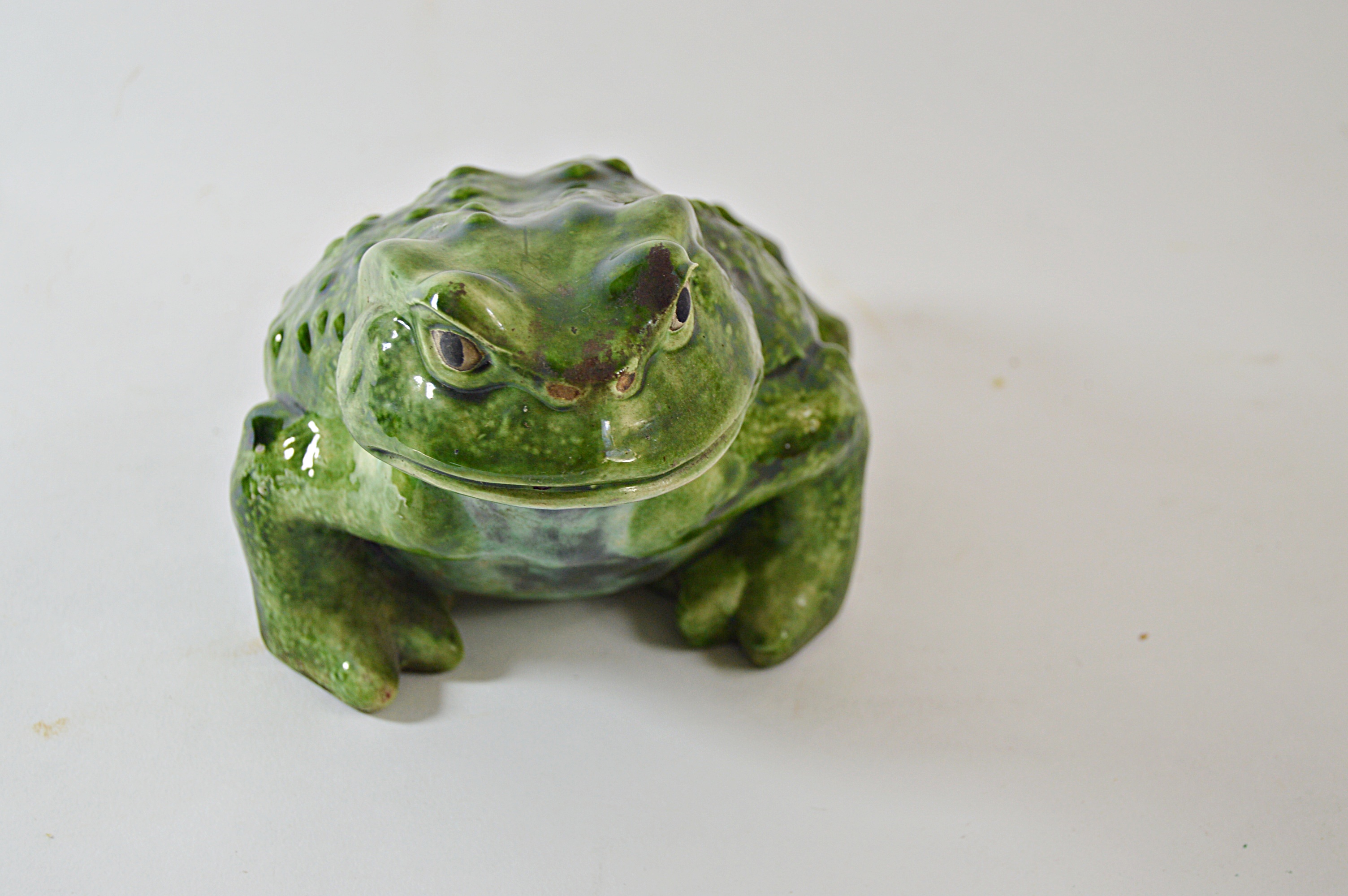 Vintage Art Pottery Garden Bullfrog