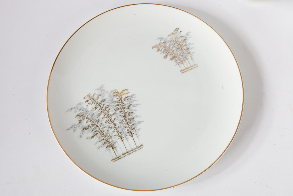 Fukagawa "Gold Bamboo" Porcelain Set