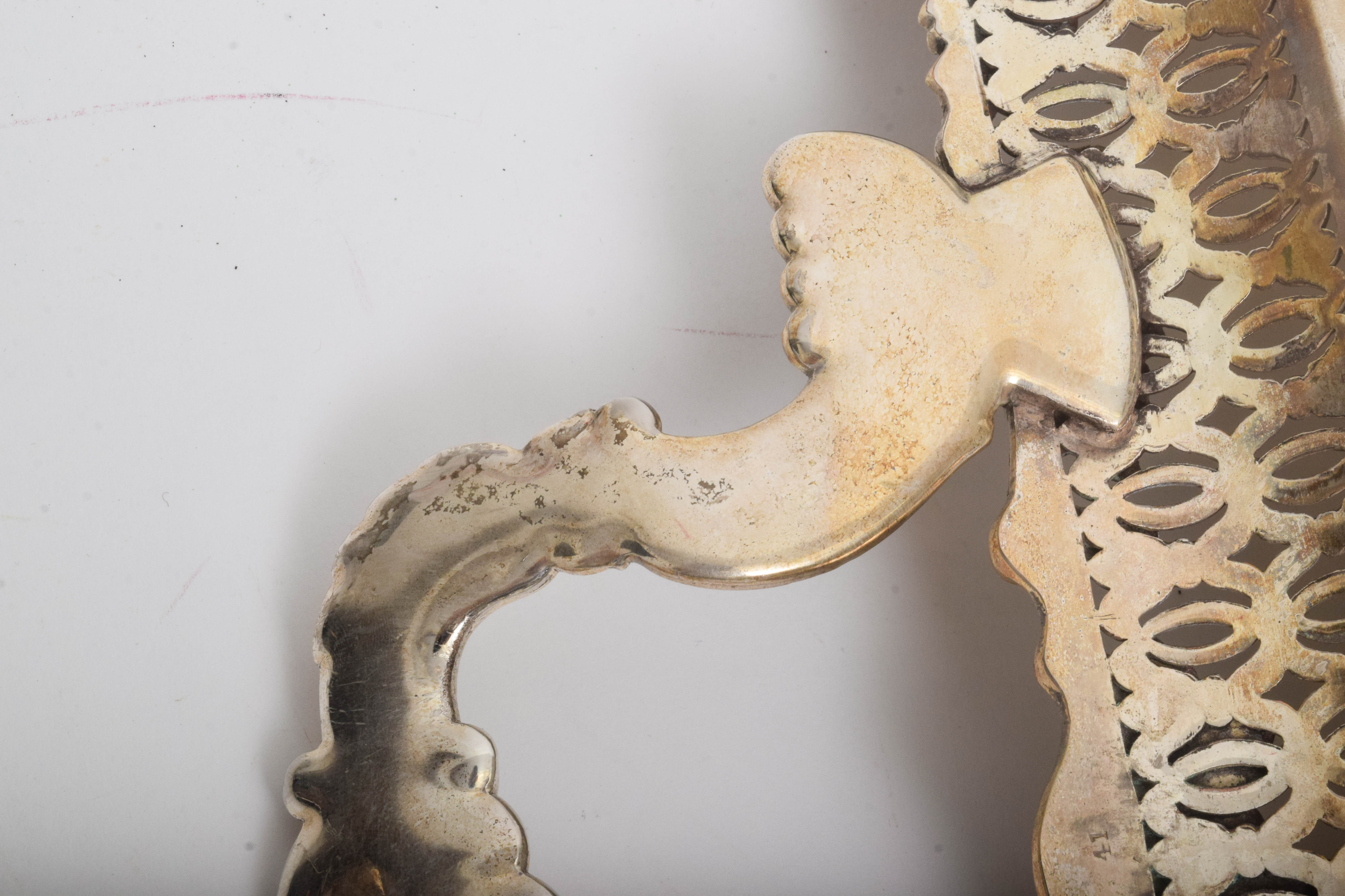 Ellis-Barker Silver Co. Grapevine Silver-Plated Serving Tray