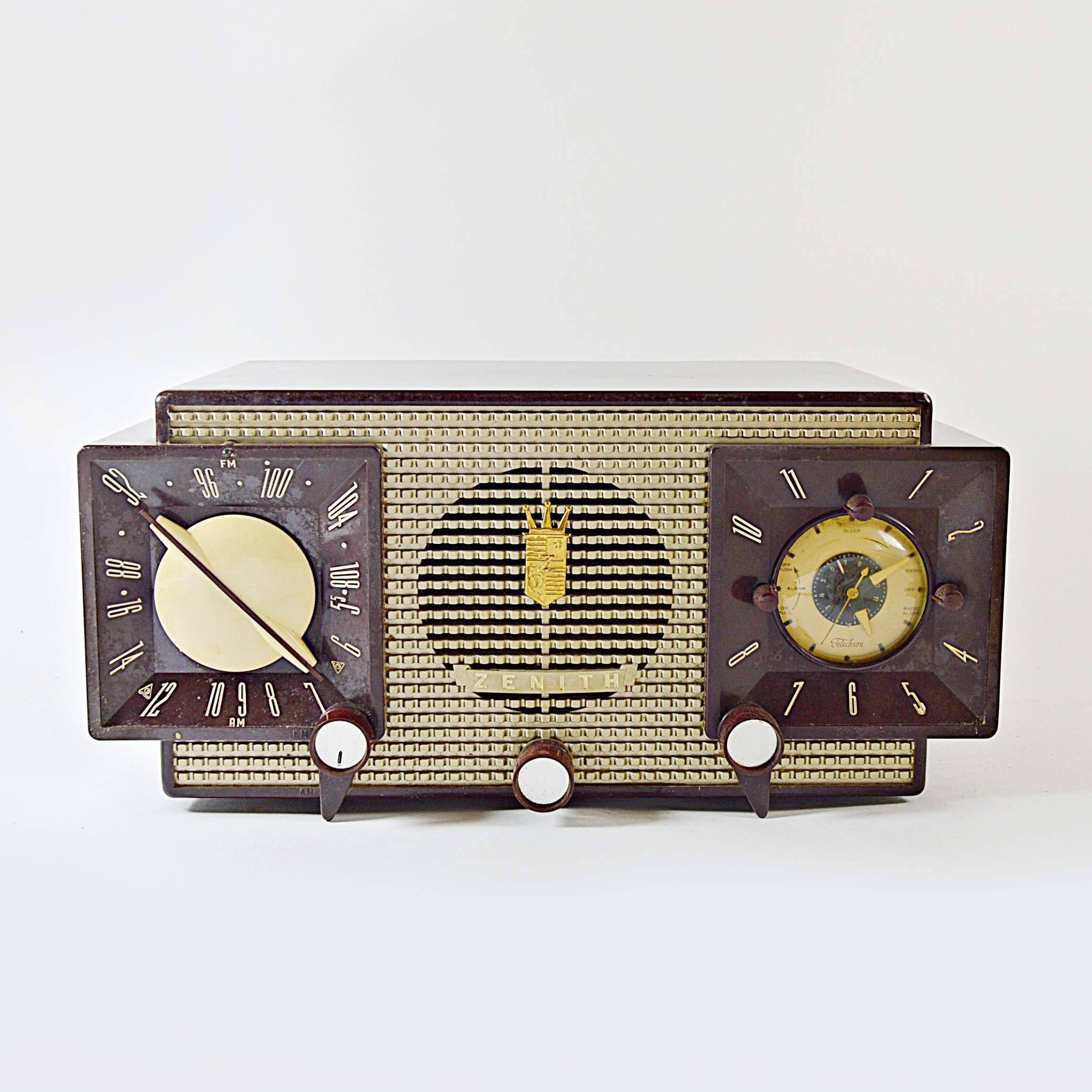 Mid Century Modern Zenith AMFM Radio