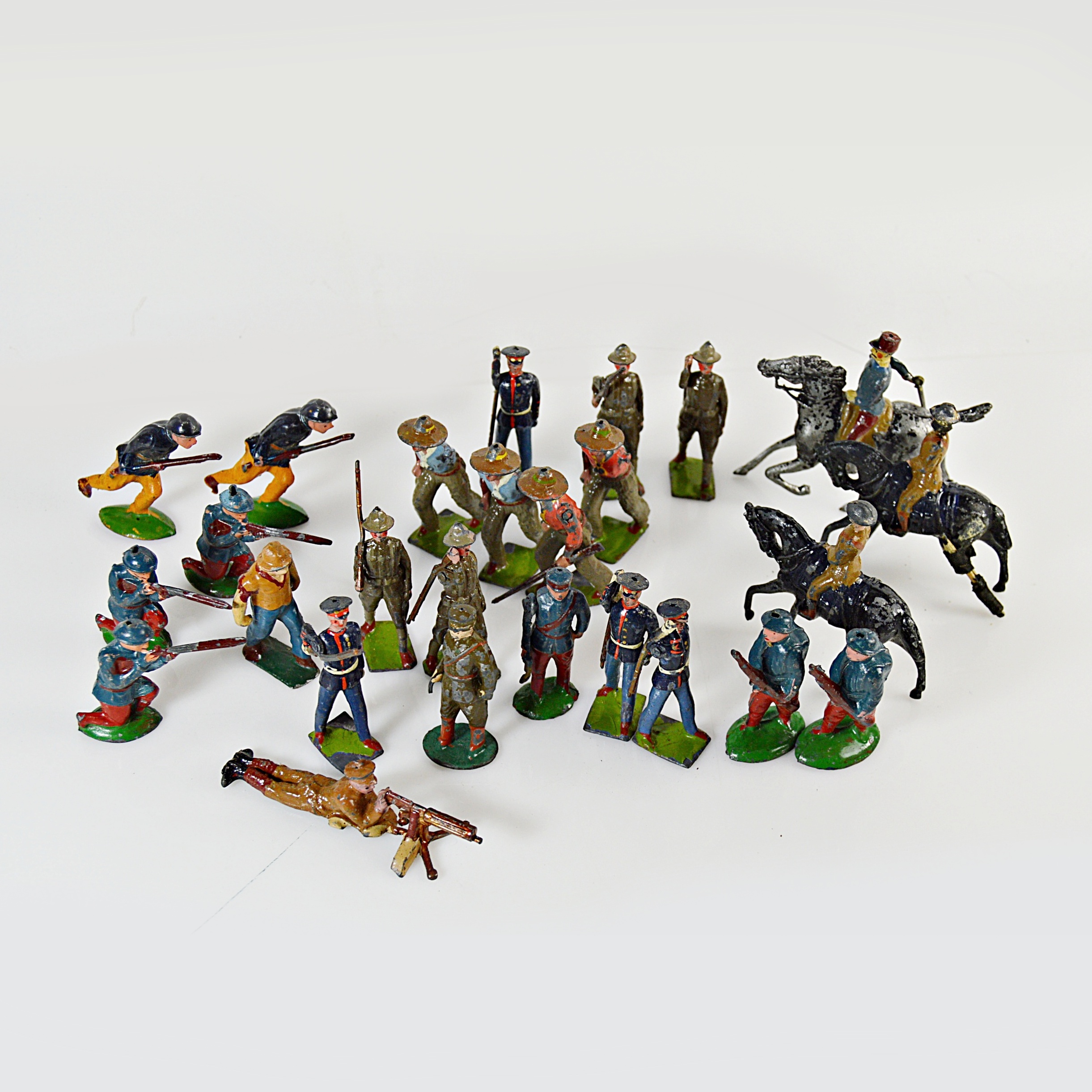 Early 20th Century Lead Toy Soldiers