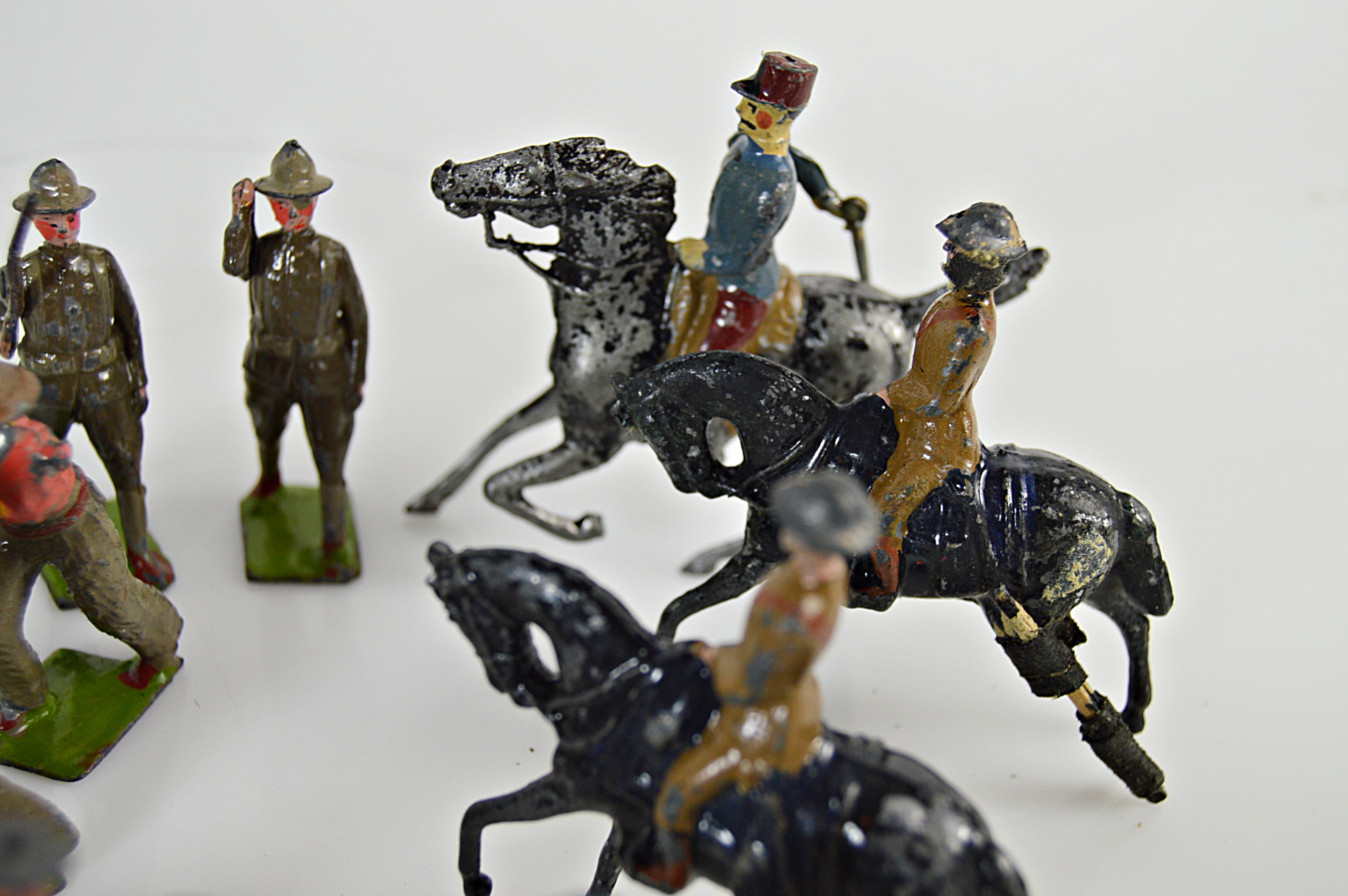 Early 20th Century Lead Toy Soldiers