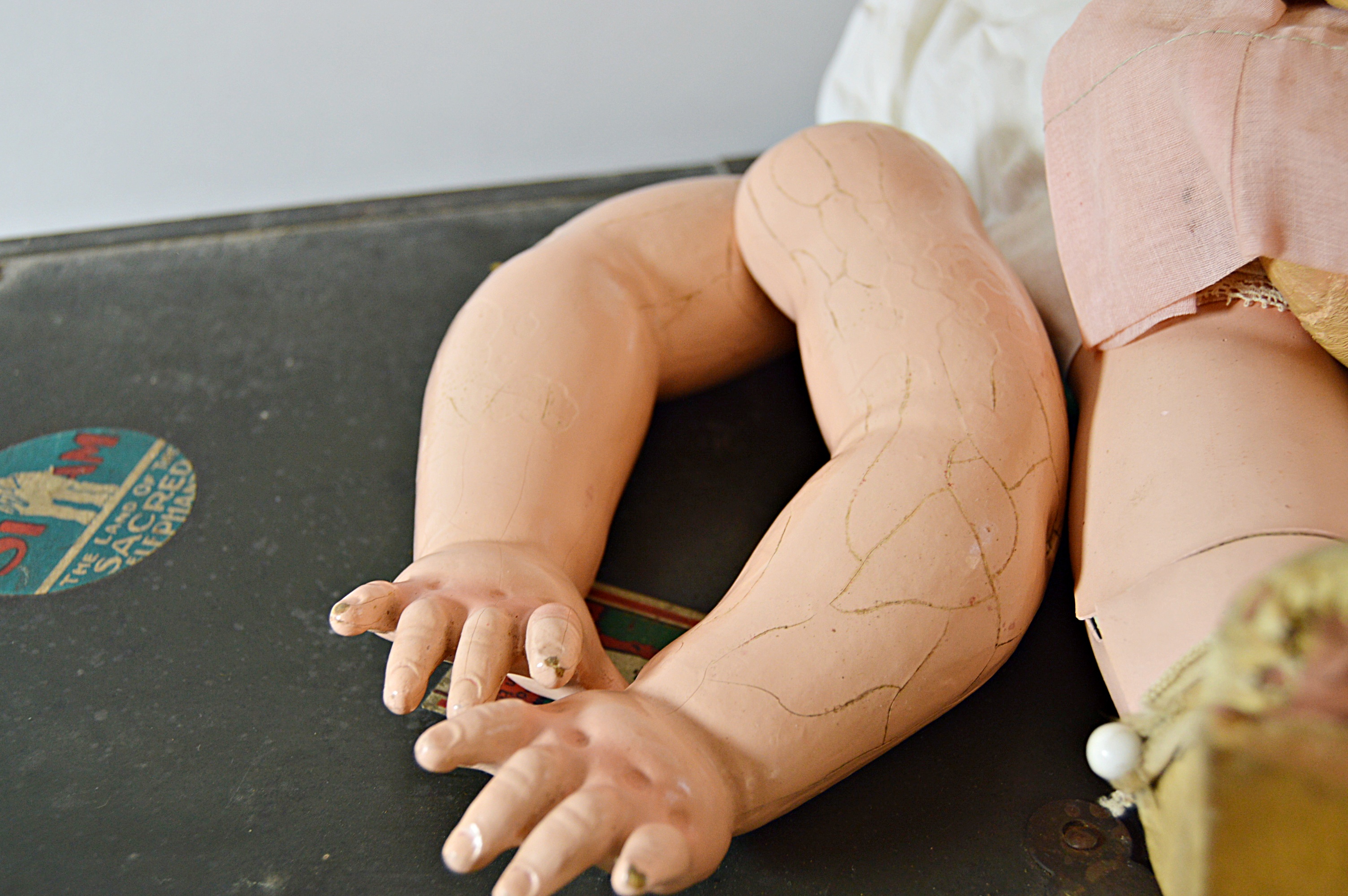 Antique and Vintage Dolls, Doll Clothes, Trunks