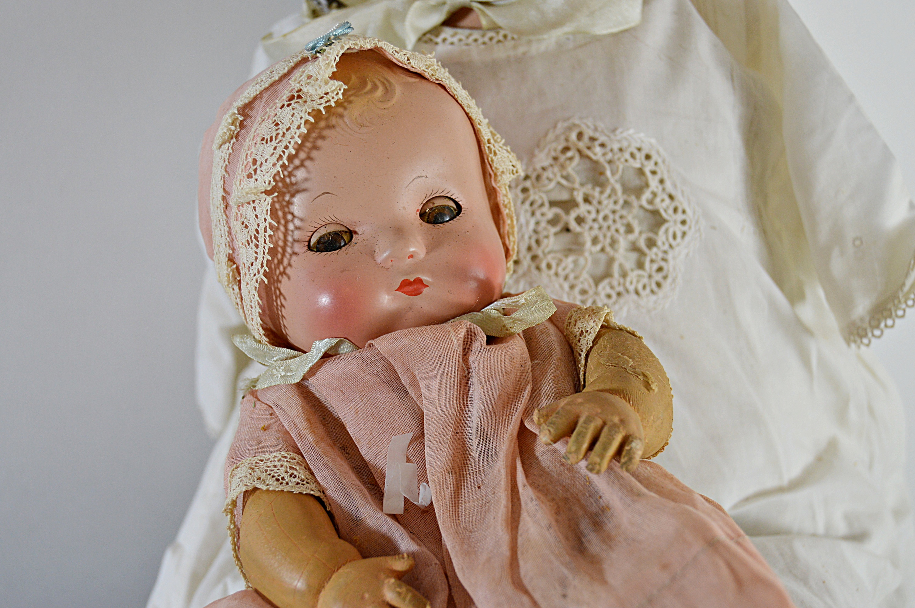 Antique and Vintage Dolls, Doll Clothes, Trunks