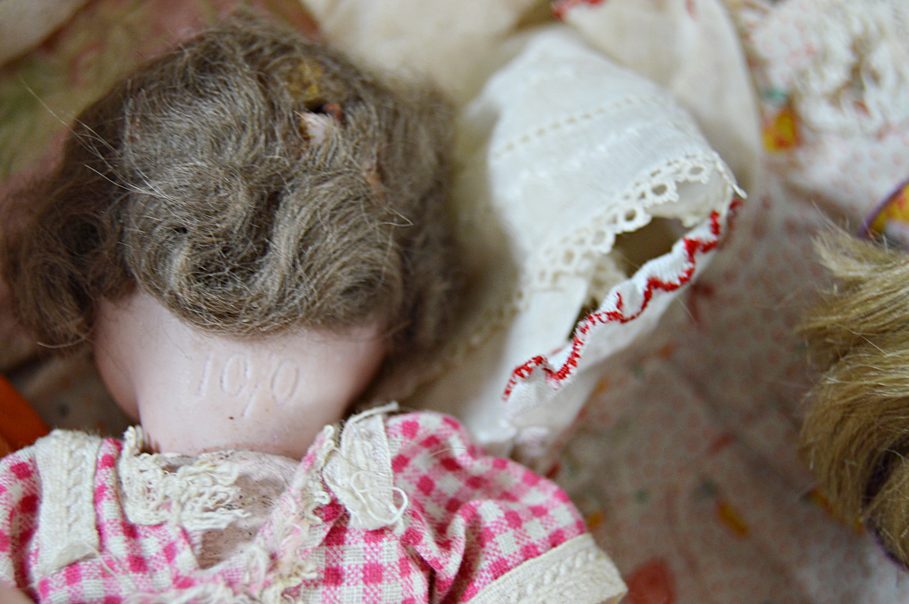 Antique and Vintage Dolls, Doll Clothes, Trunks