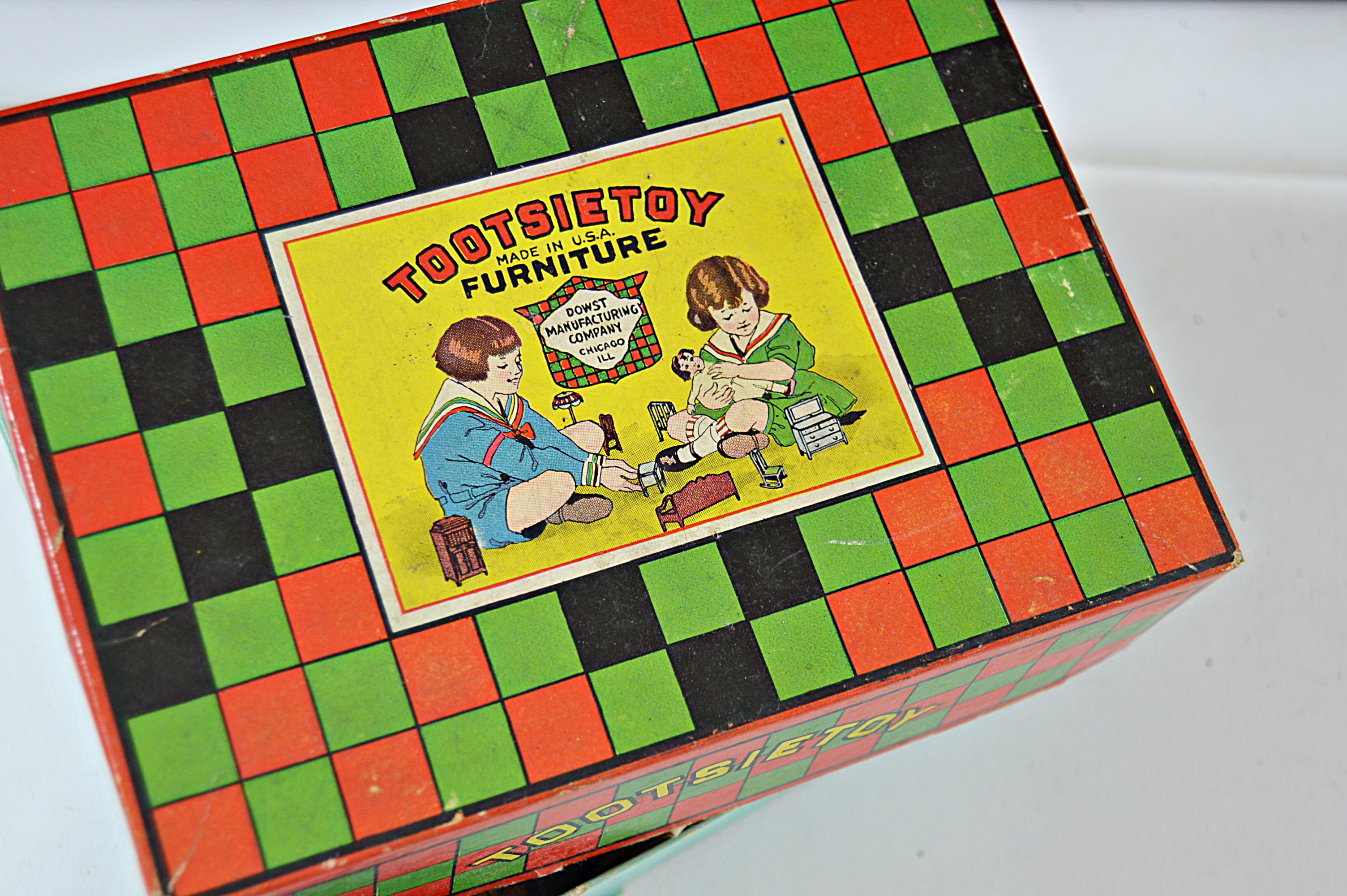 Antique and Vintage Dolls, Doll Clothes, Trunks