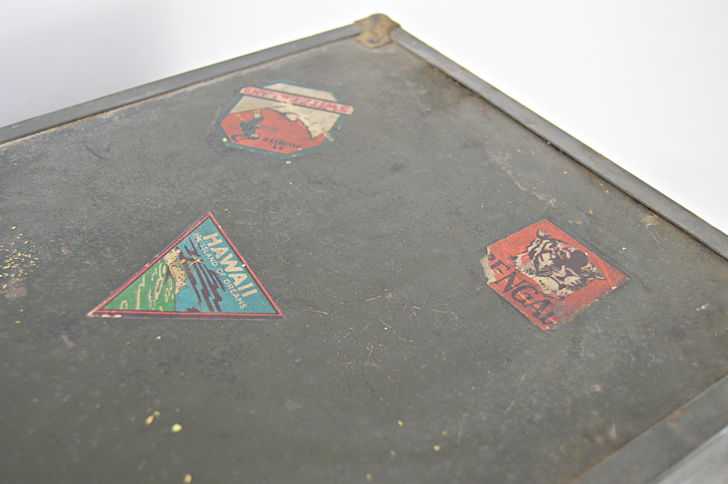 Antique and Vintage Dolls, Doll Clothes, Trunks