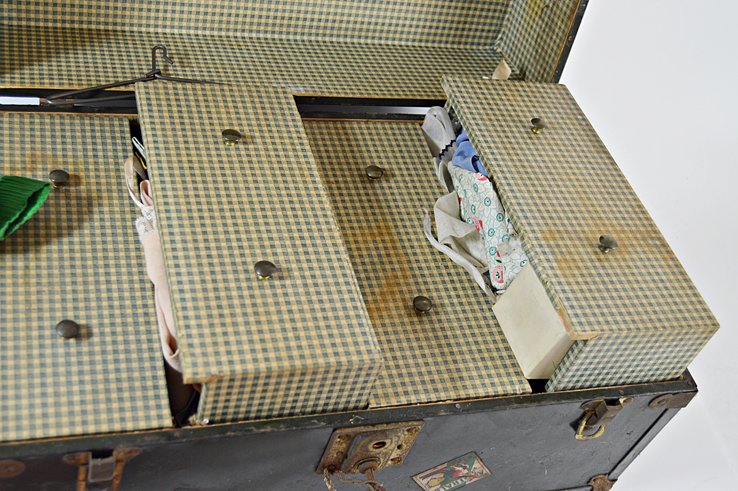 Antique and Vintage Dolls, Doll Clothes, Trunks