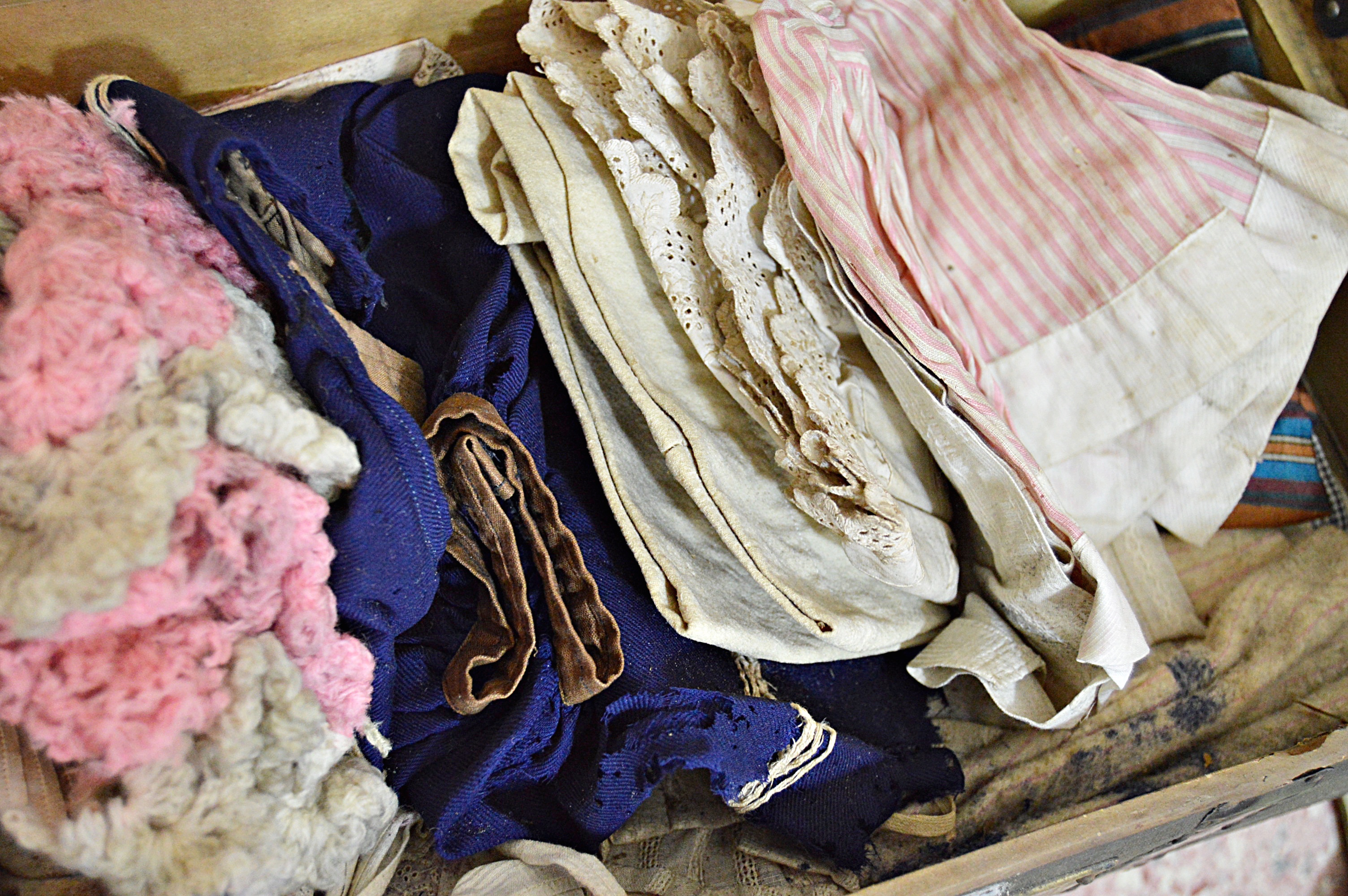 Antique and Vintage Dolls, Doll Clothes, Trunks