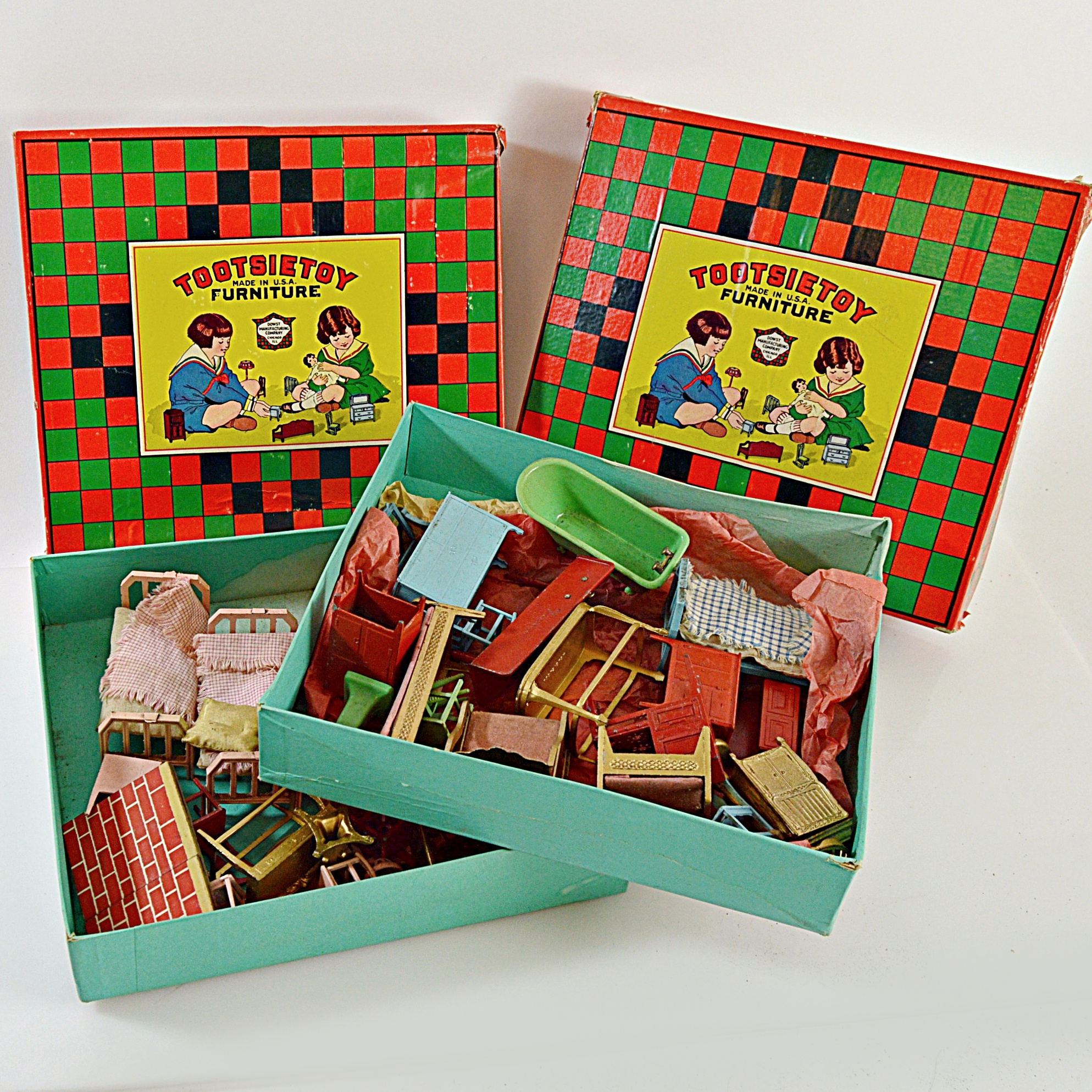 Vintage Tootsie Toys Metal Doll Furniture