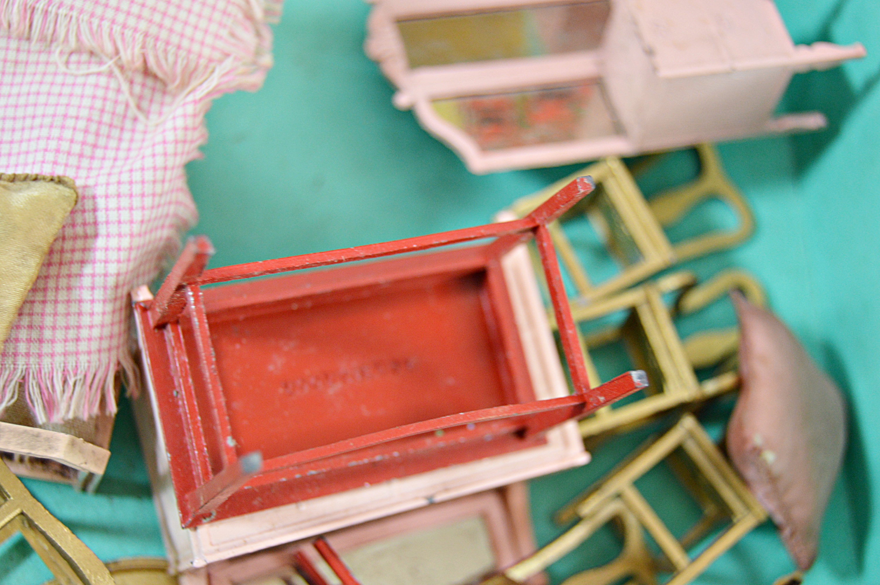 Vintage Tootsie Toys Metal Doll Furniture